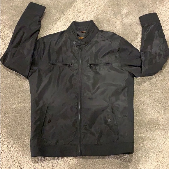 Zara men’s wind jacket - Picture 2 of 3